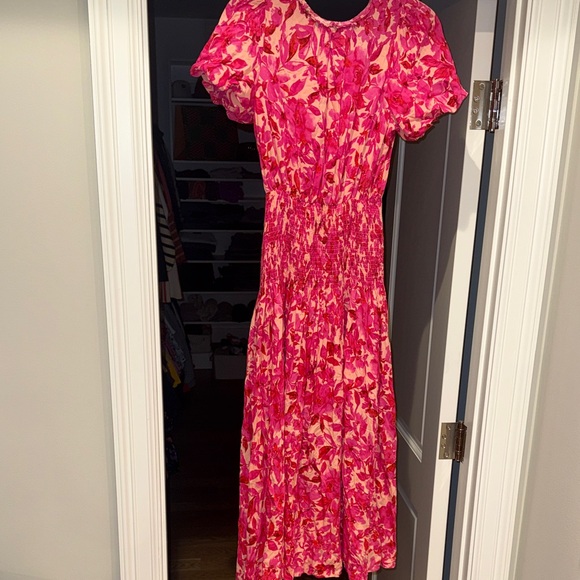 entro Dresses & Skirts - Entro Pink Floral Maxi Dress